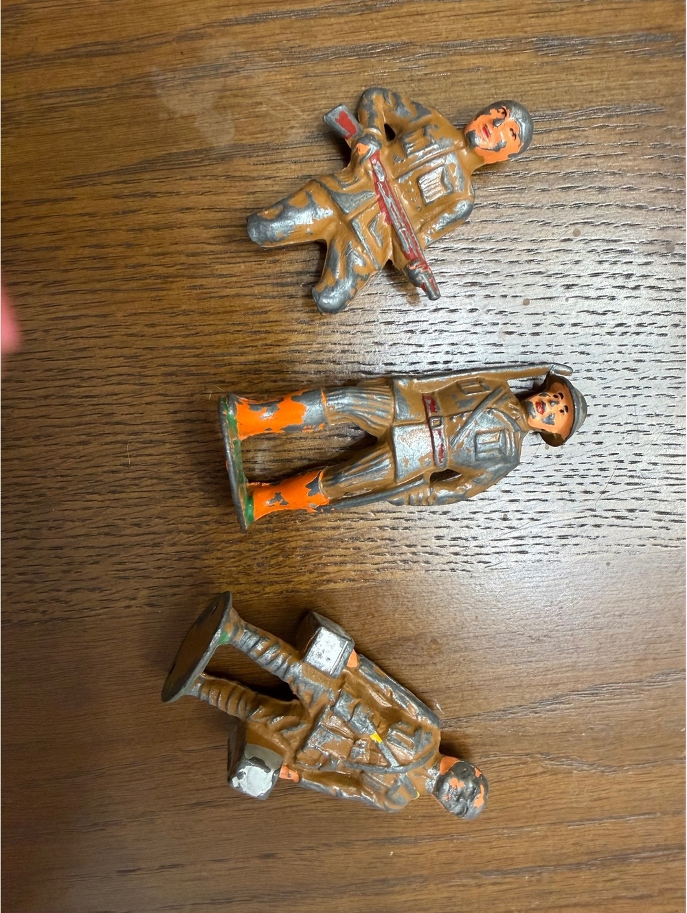 Vintage leaded soldier lot